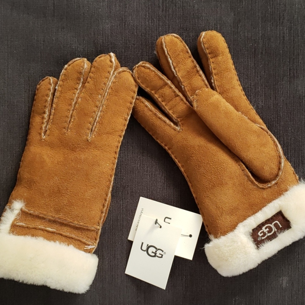 NWT Ugg Gloves